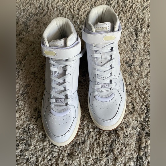 Fila Other - NIB Fila Teratach 600 Mid Leather Sneakers